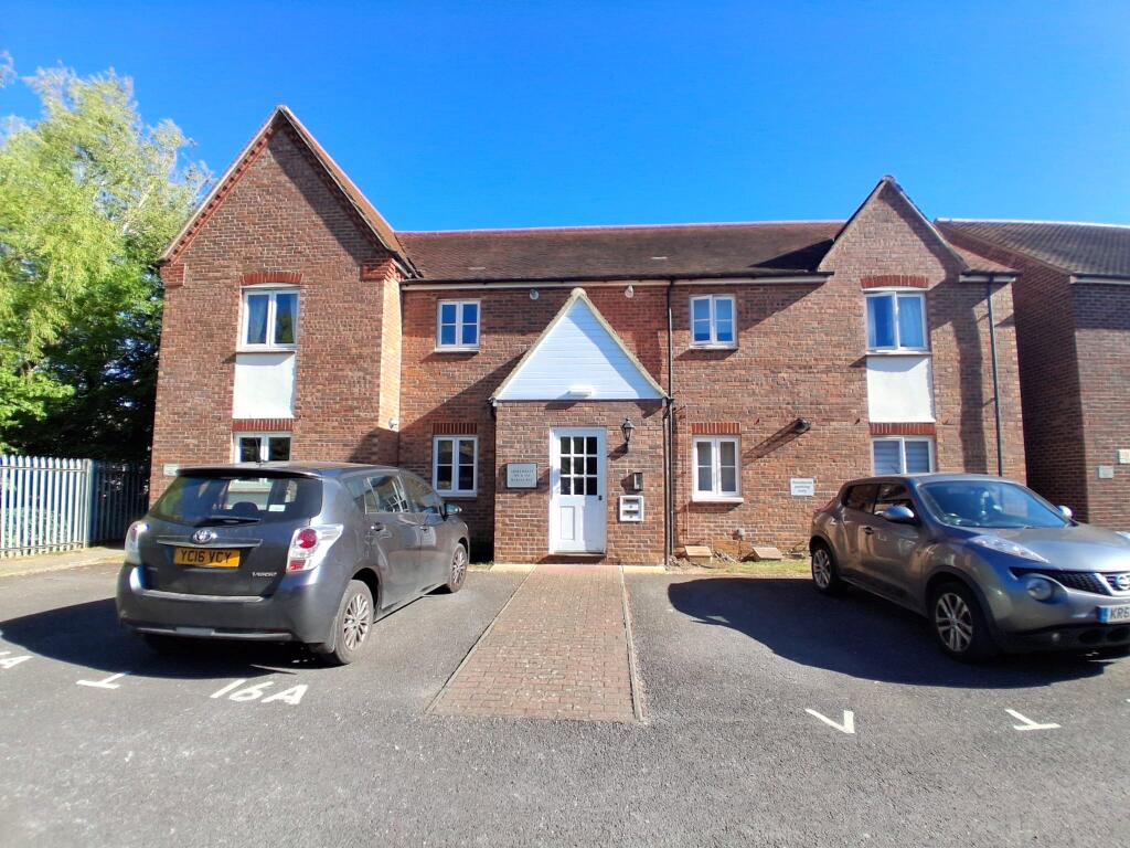 Main image of property: Marina Way, ABINGDON, Oxfordshire, OX14