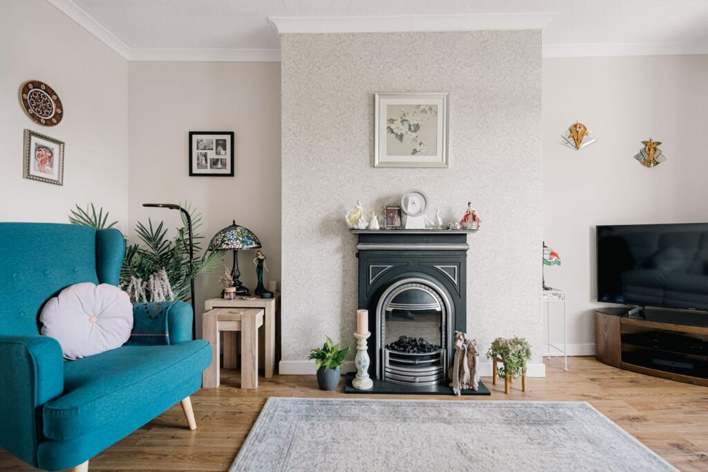 Apartment in Glasgow, Low Knightswood, Knightswood - View 4