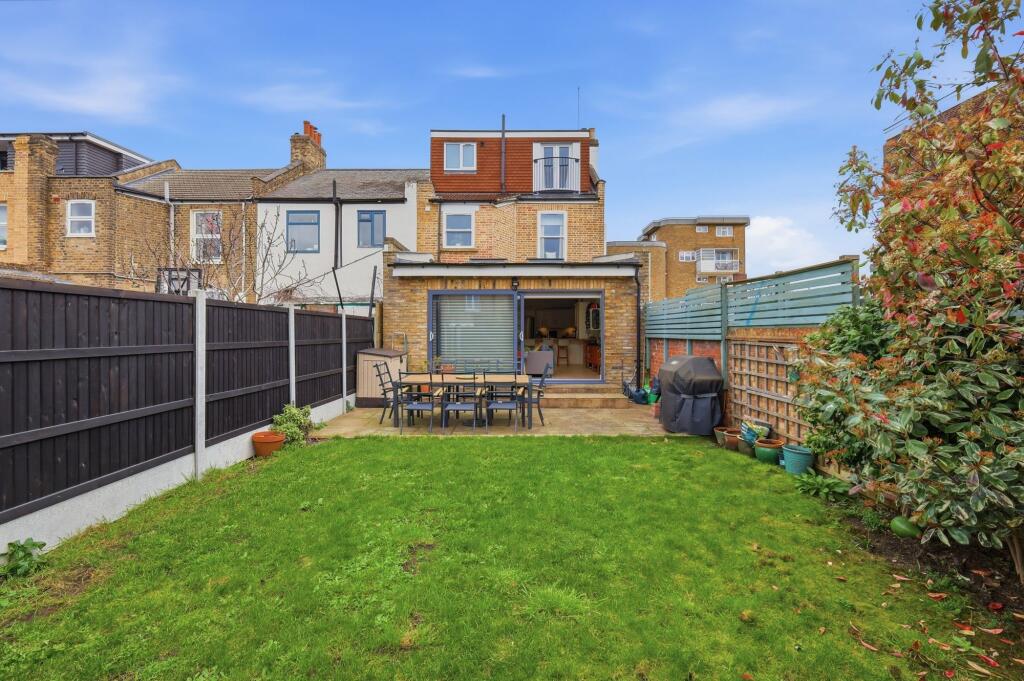 House in London - View 4
