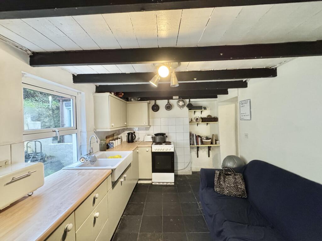 House in Truro - View 5