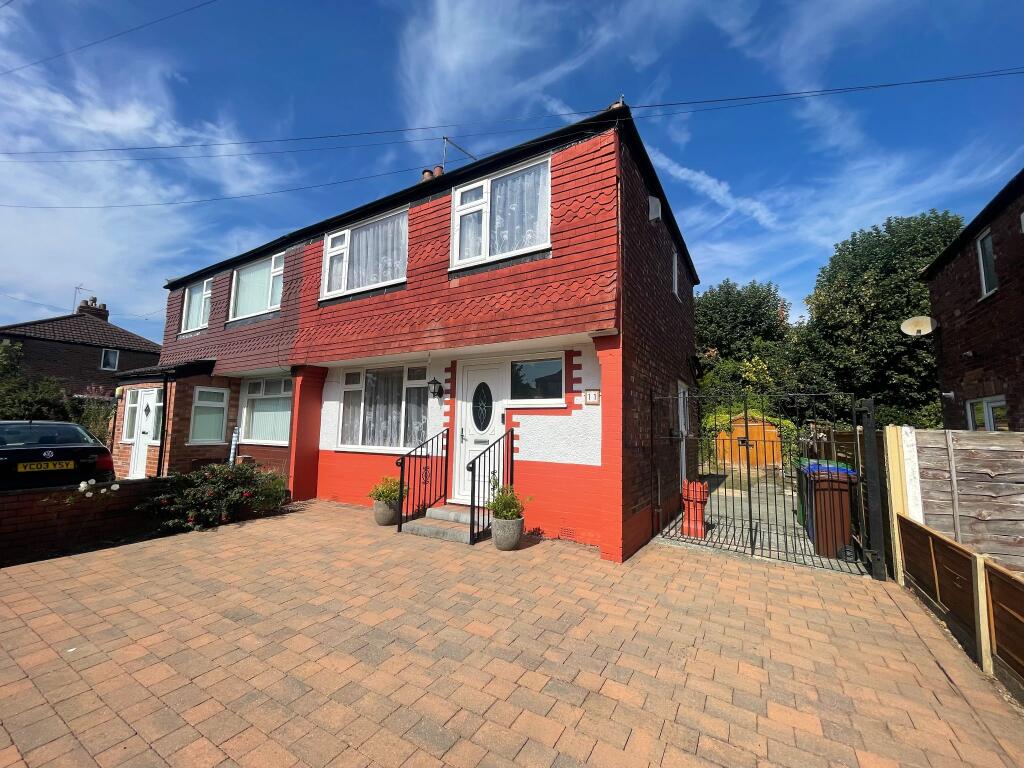 Main image of property: Hollyway, Manchester, M22
