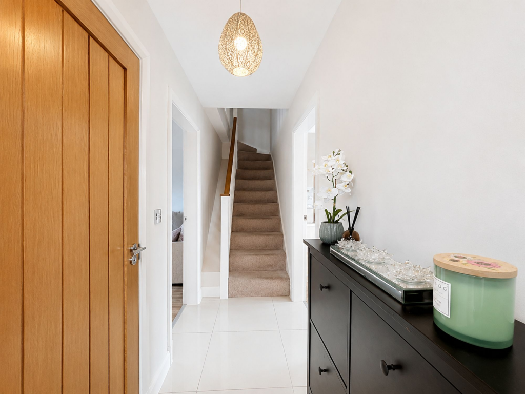 House in Sefton, Liverpool City Region - View 3