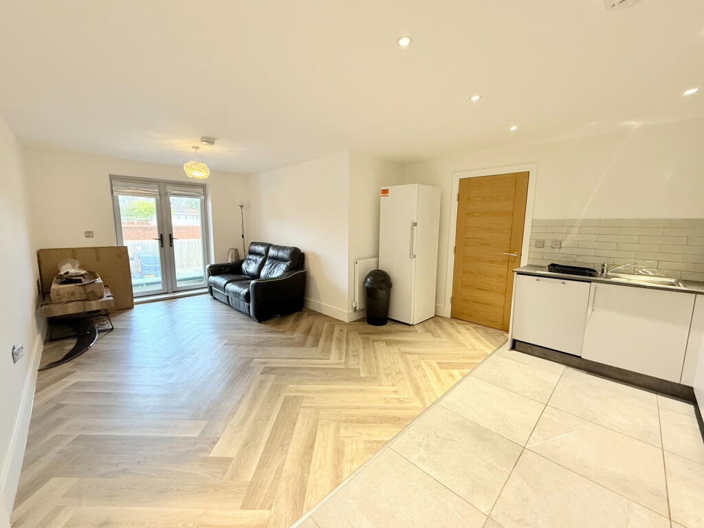 Additional image 4 of Sir Robert Peel Court, Stratford Road, Shirley