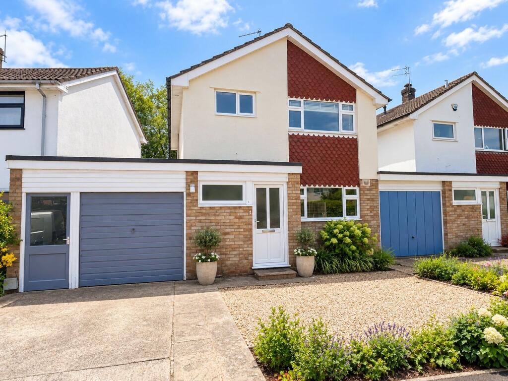 Bridge Farm Square, Congresbury