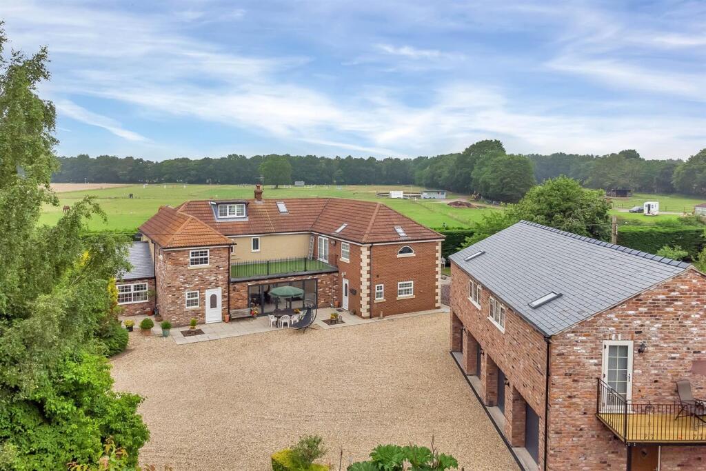 Main image of property: Eagle Moor, Lincoln, LN6