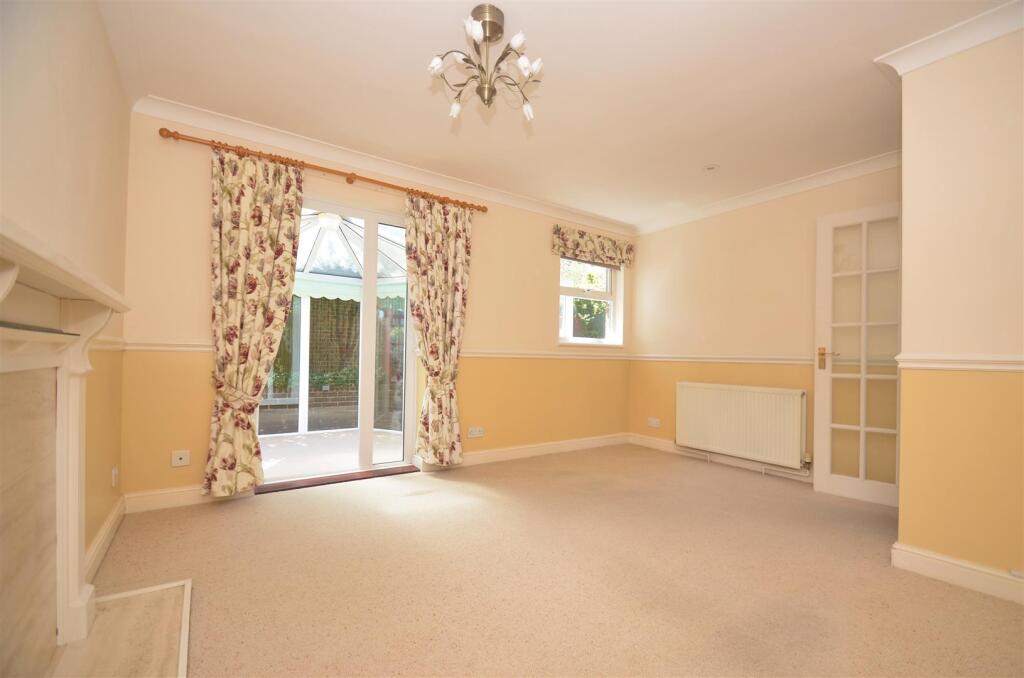House in Portsmouth - View 2