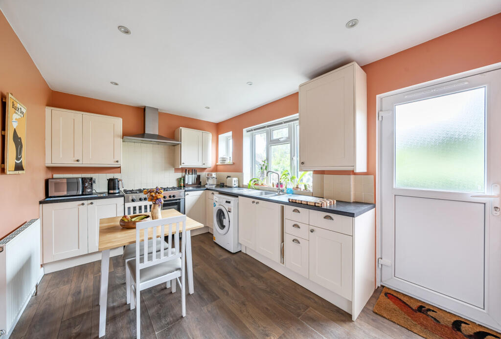 Main image of property: Bradbourne Vale Road, Sevenoaks, Kent, TN13