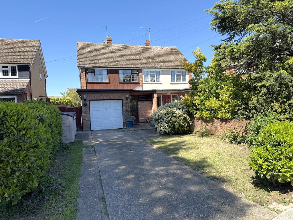 Main image of property: Second Avenue, Stanford-Le-Hope, Essex, SS17