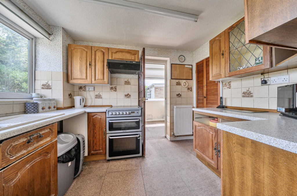 Quarry Road, Witney, Oxfordshire photo 4