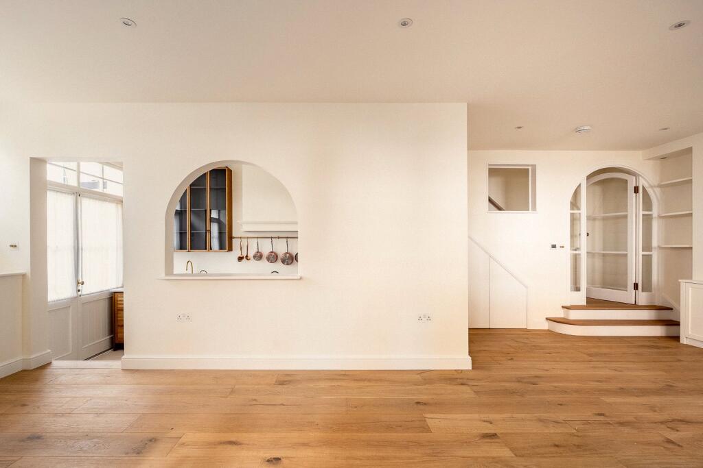 Courtfield Mews, London, SW5 photo 2