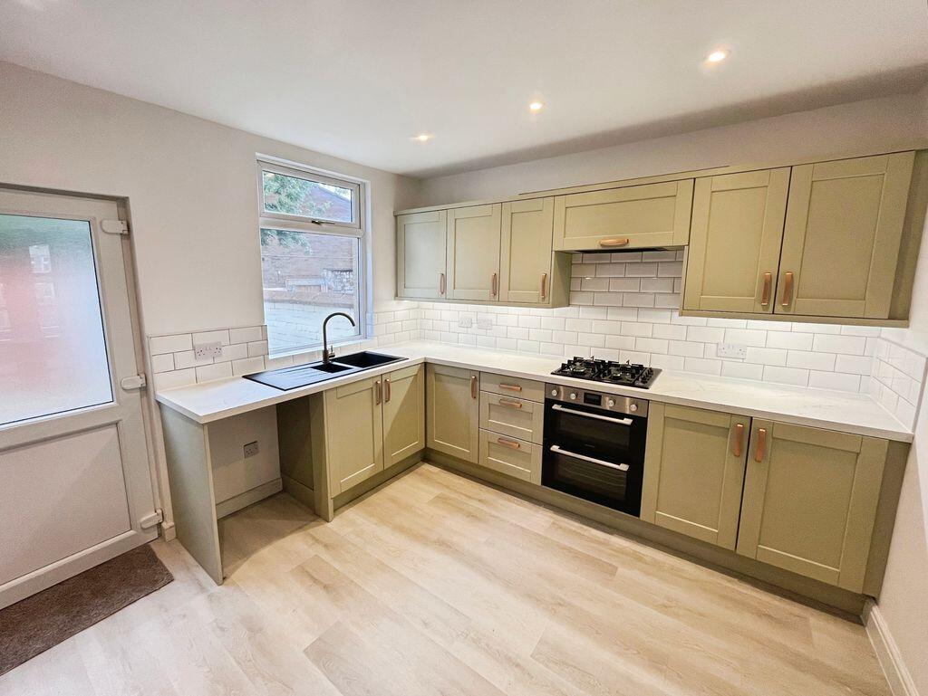 Hough Lane, Bromley Cross photo 4