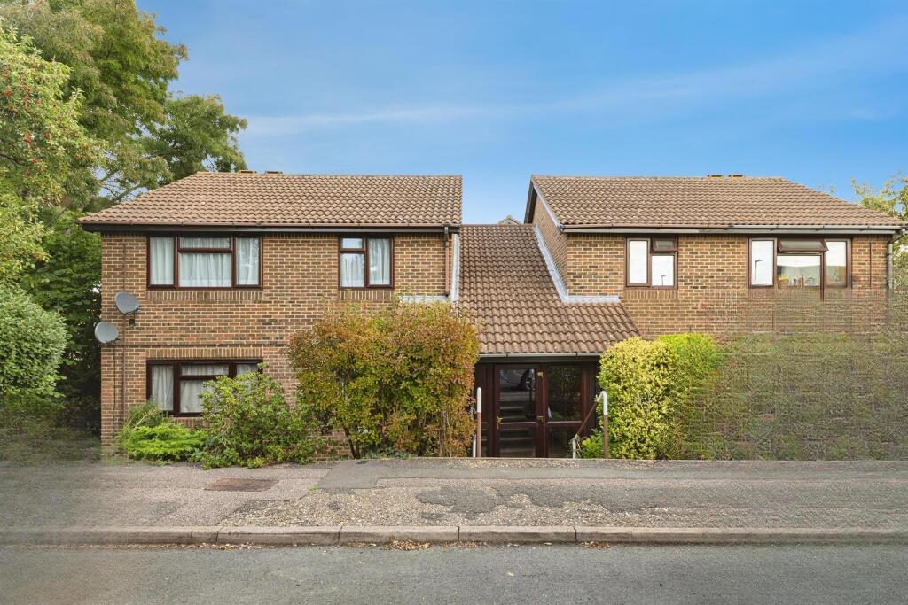 Main image of property: Monarch Road, Eaton Socon, ST. NEOTS
