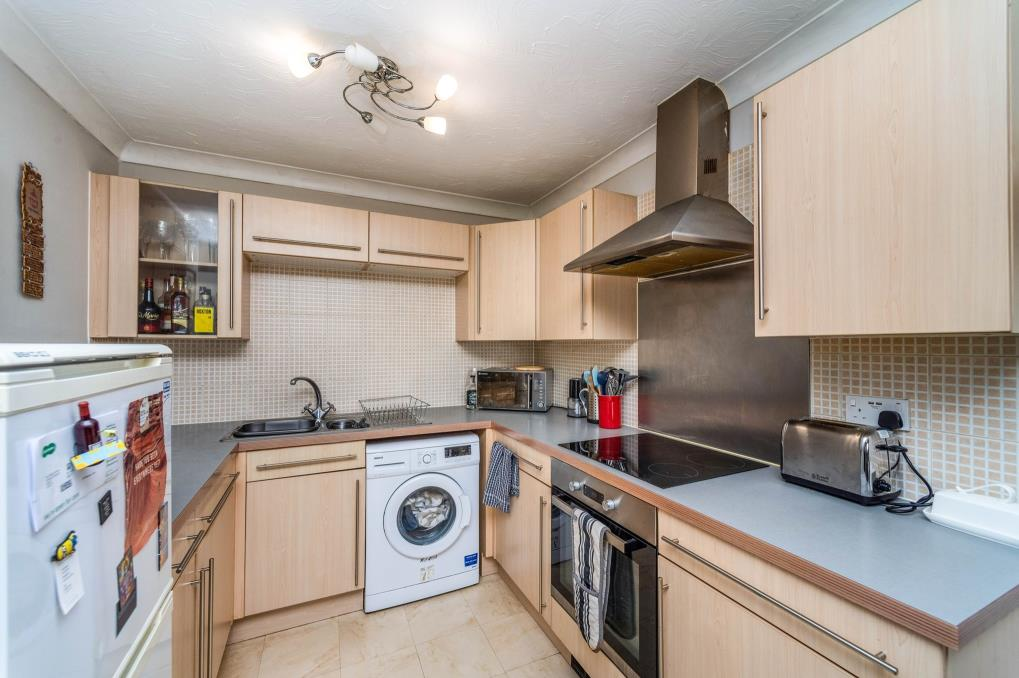 Apartment in Cardiff - View 4