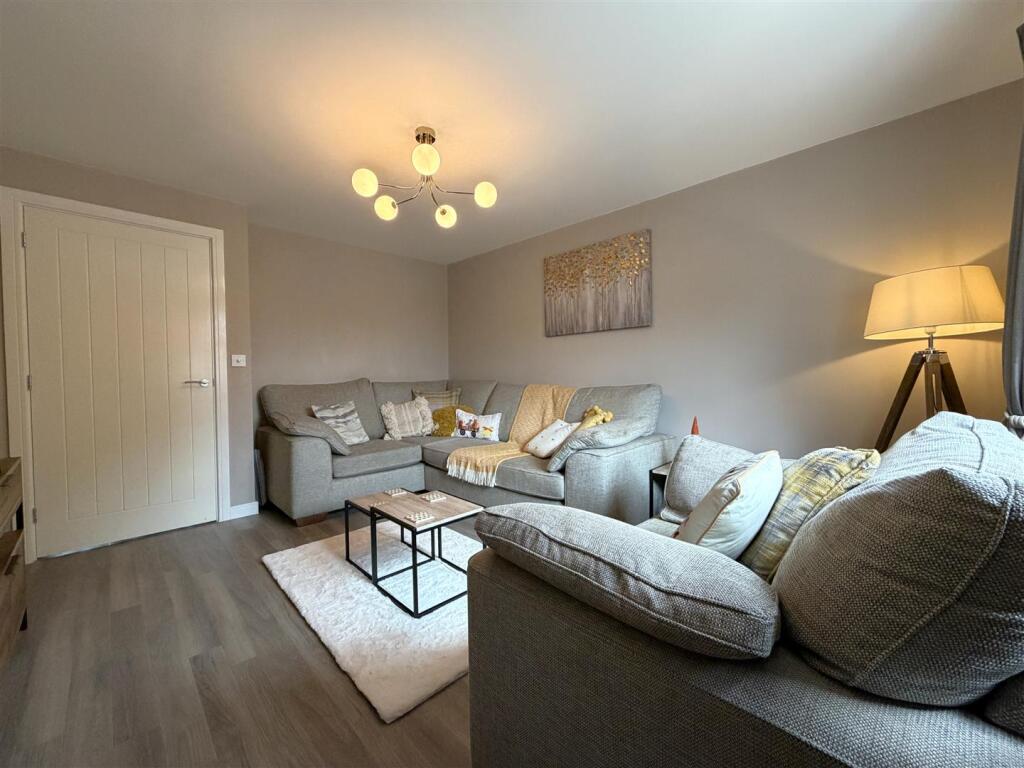 House in Nottingham - View 4