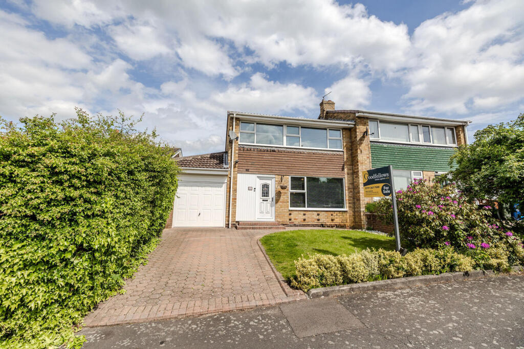 Main image of property: Frenton Close, Chapel House, Newcastle Upon Tyne