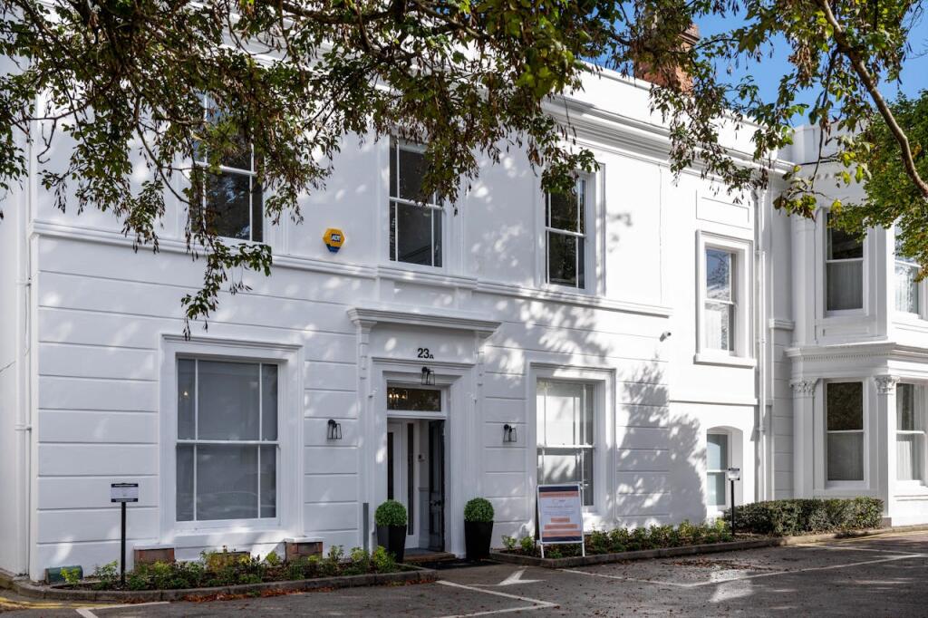 Main image of property: 23A Highfield Road, Edgbaston, Birmingham, B15 3DP