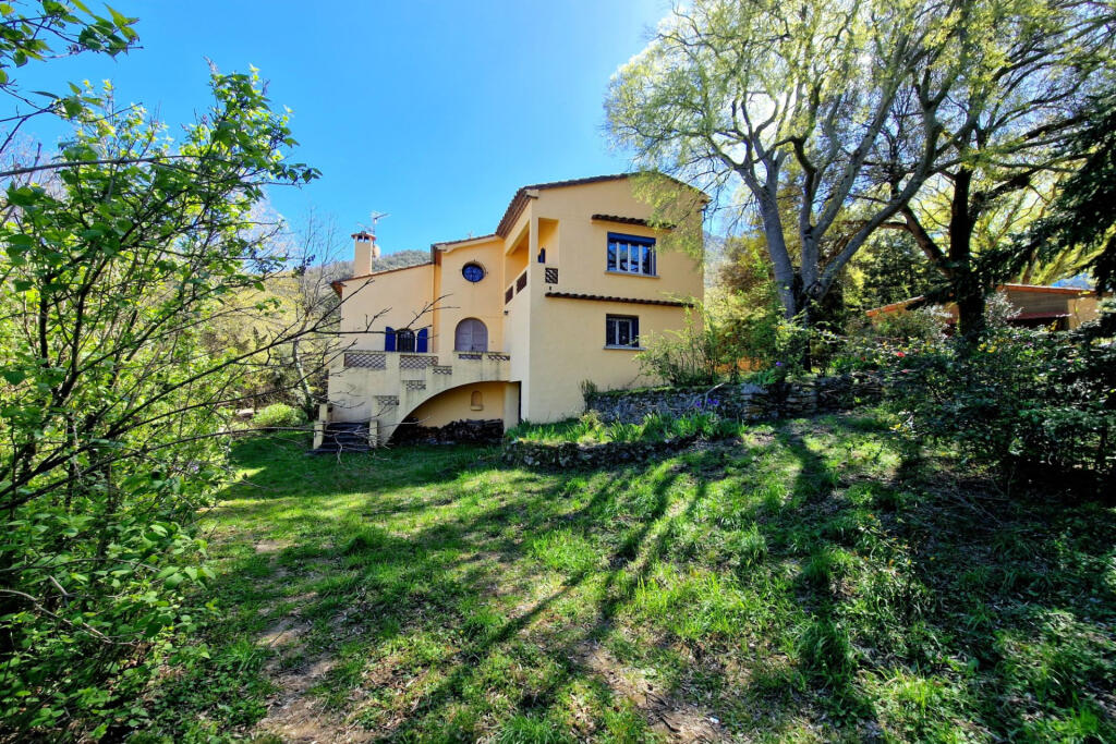 Main image of property: Languedoc-Roussillon, Pyrénées-Orientales, Arles-sur-Tech
