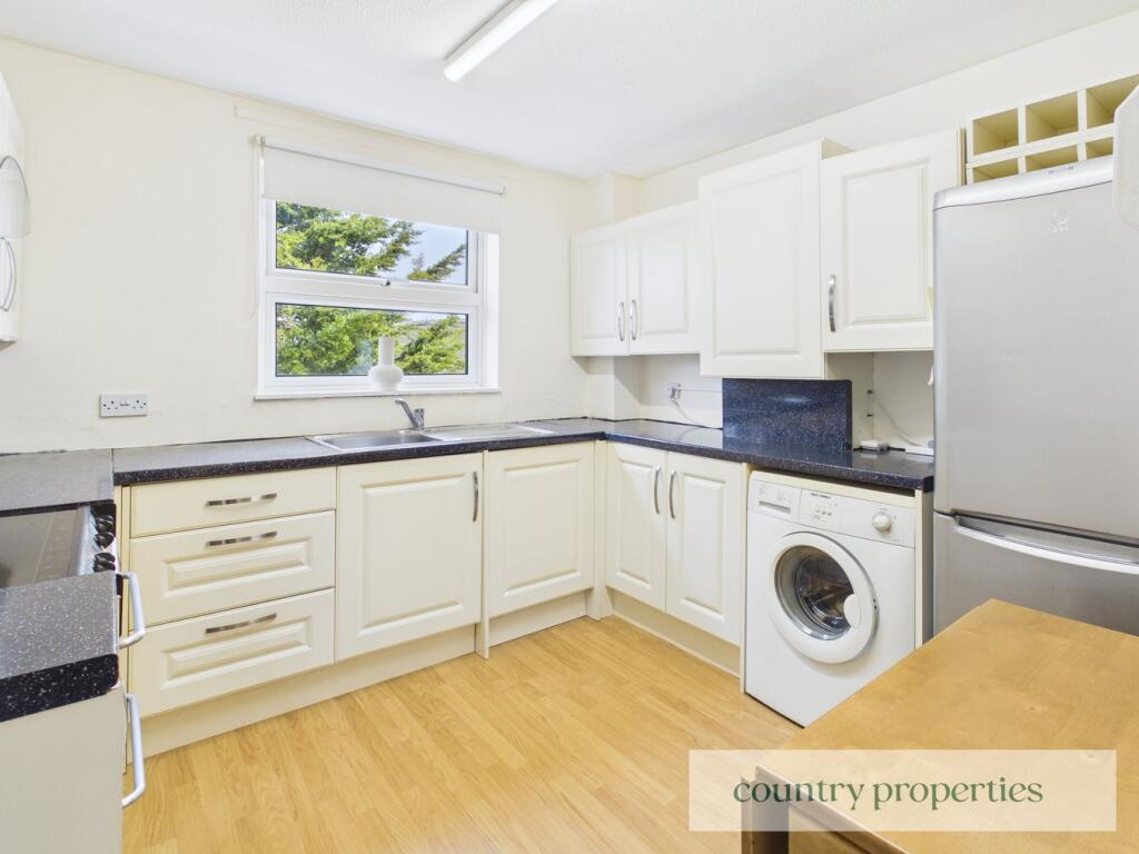 Additional image 2 of Broadwater Crescent, Welwyn Garden City, AL7