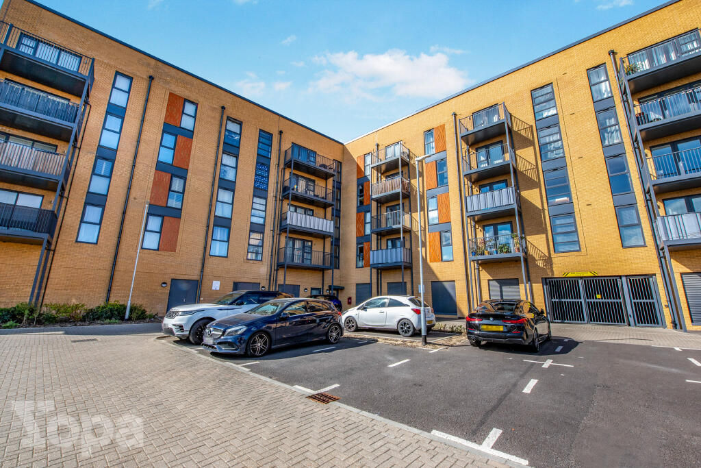 Main image of property: Henley Approach, Gravesend, DA11