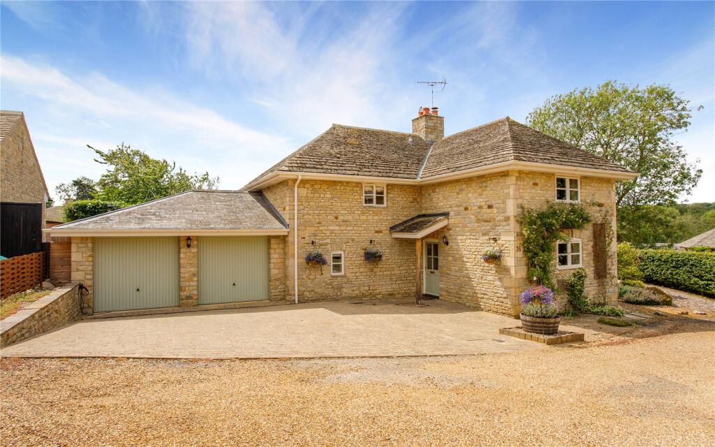Main image of property: Becketts Cottage, Deenethorpe, Corby, Northamptonshire, NN17