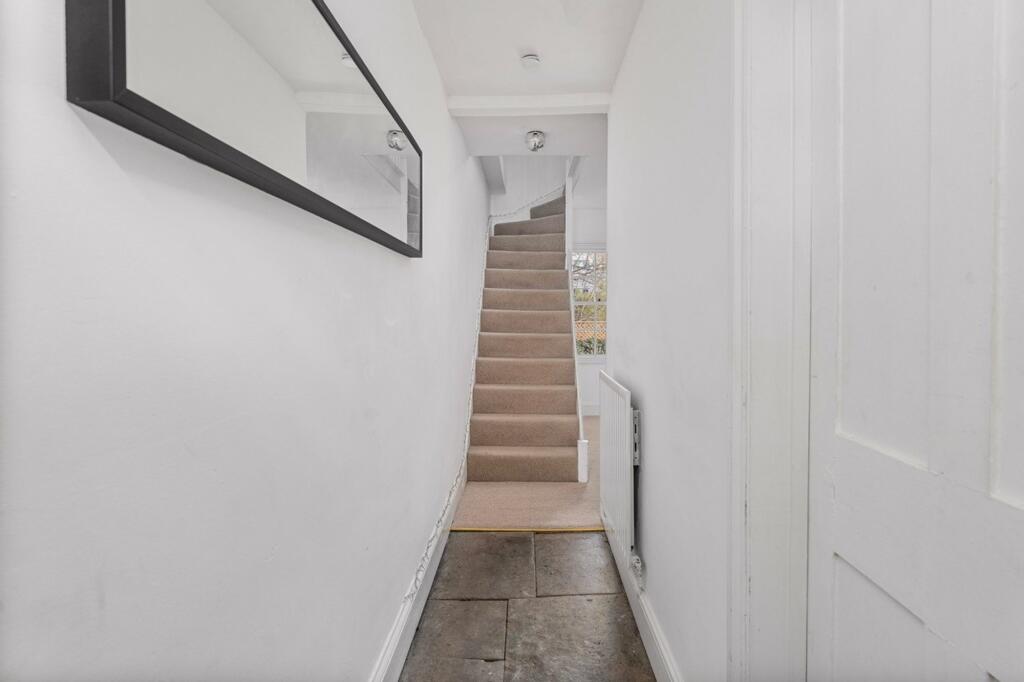 West Bar Street, Banbury, OX16 - View 5