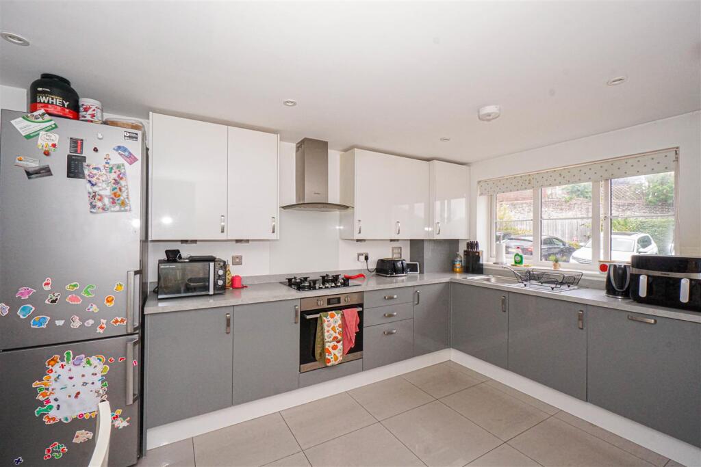 House in Tonbridge - View 4