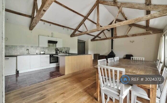 House in Salisbury - View 3