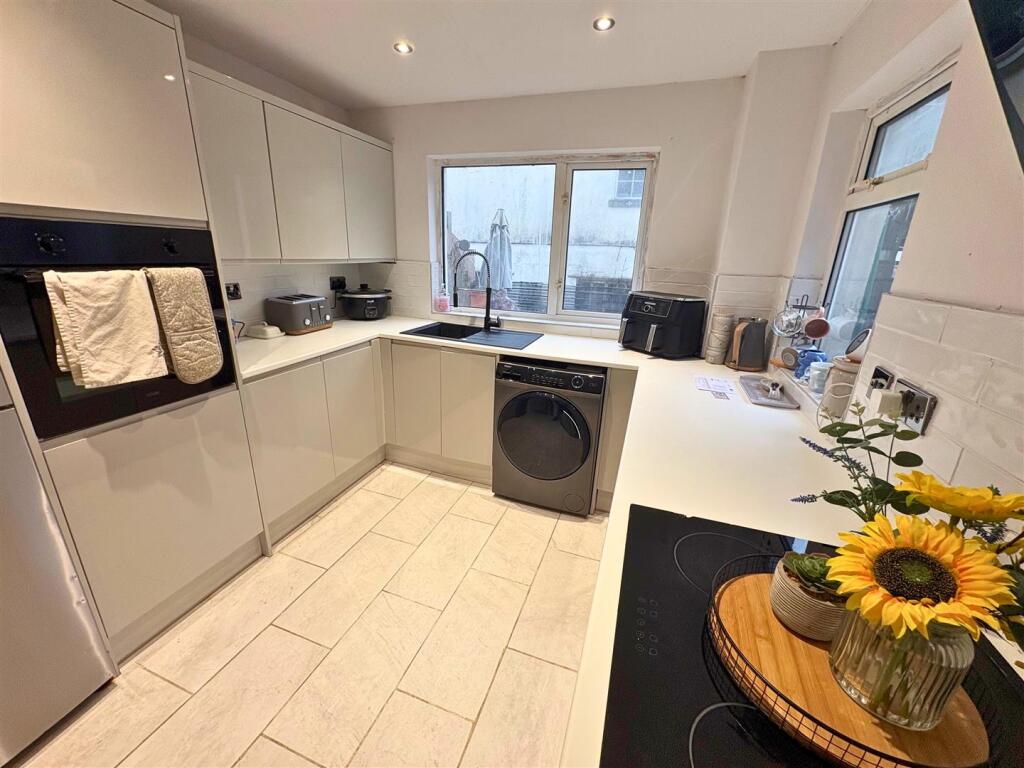 Main image of property: Plasnewydd Street, Maesteg