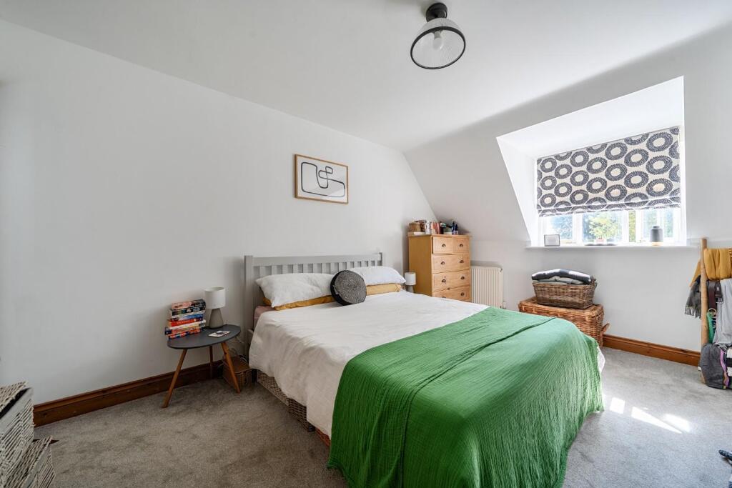 House in Tonbridge - View 5