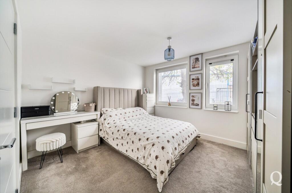 Apartment in Swale, Kent - More