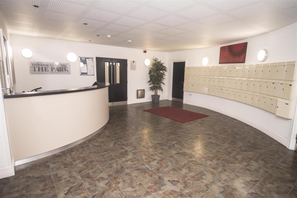 The Park, Kirkburton, Huddersfield HD8 0NP photo 2