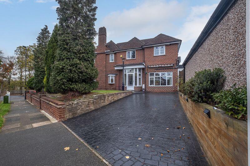 Additional image 54 of Monmouth Drive, Sutton Coldfield, B73 6JJ