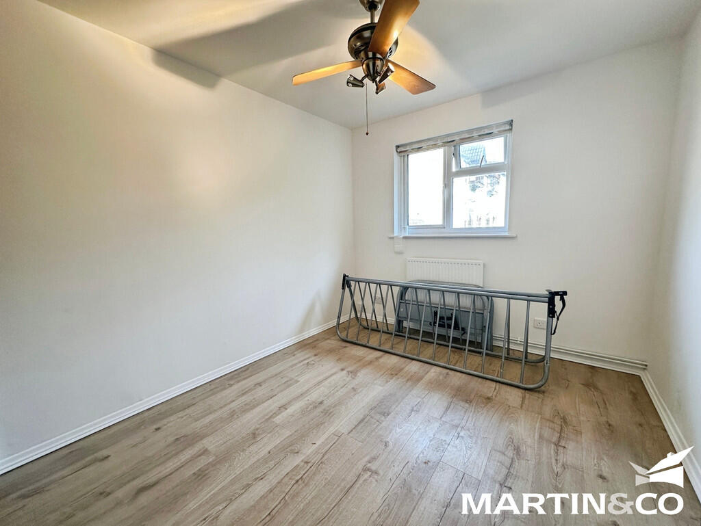 Apartment in Chelmsford - View 5