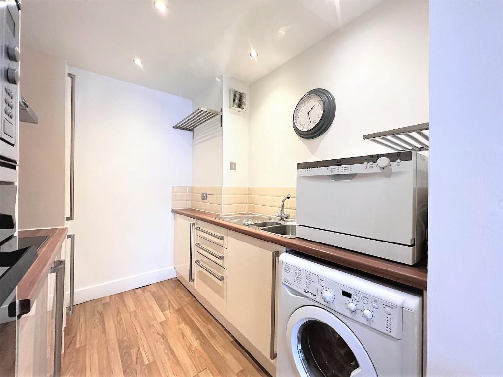 Apartment in Glasgow, Laurieston, Merchant City - View 5