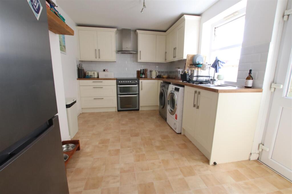 House in Southampton - View 4