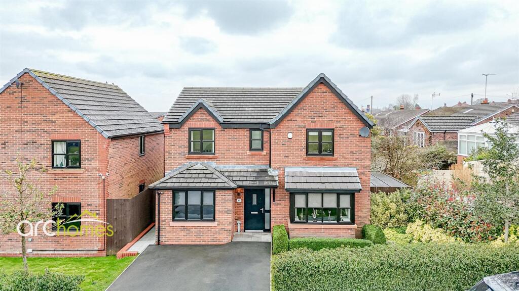 House in Wigan, Westleigh