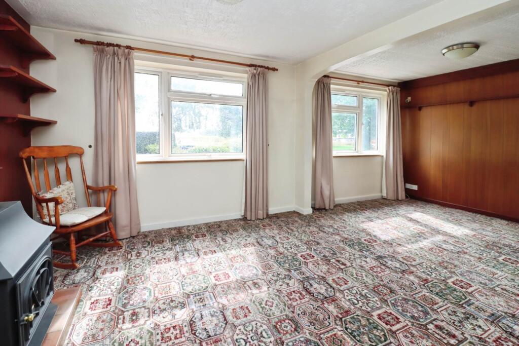 House in Wirral, Liverpool City Region - View 4