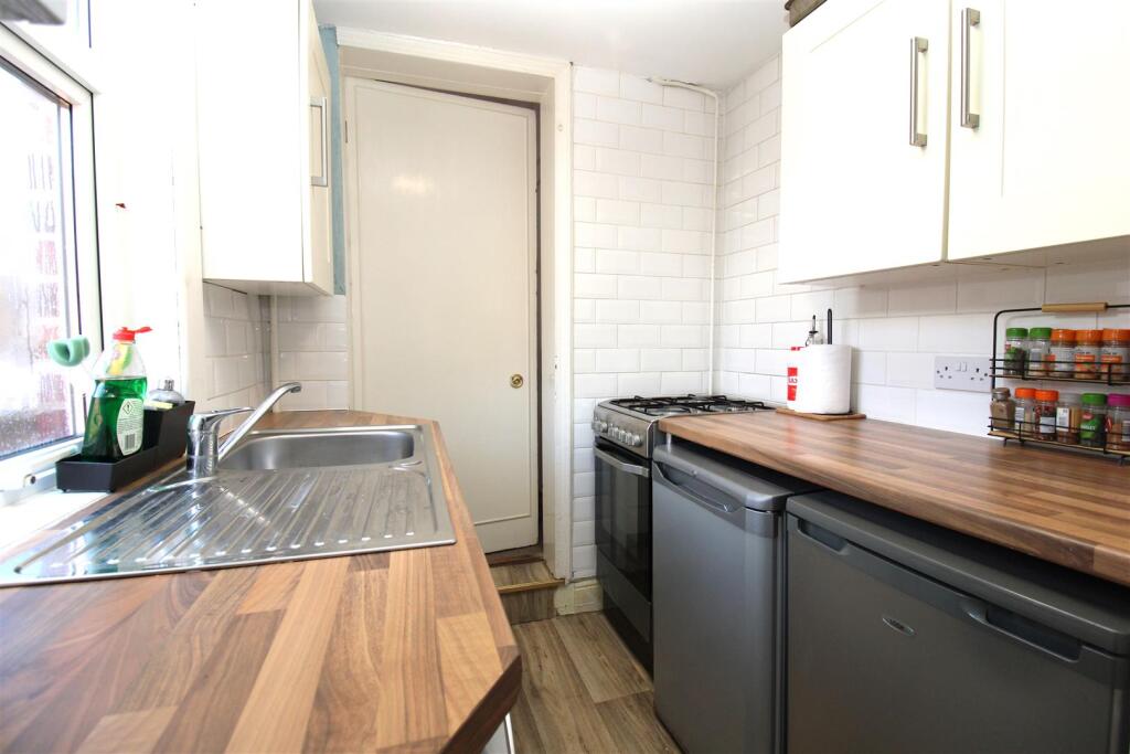 Apartment in North Tyneside, North East - More
