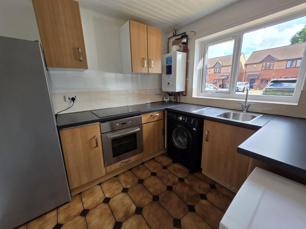 George Mann Close, Wythenshawe photo 4
