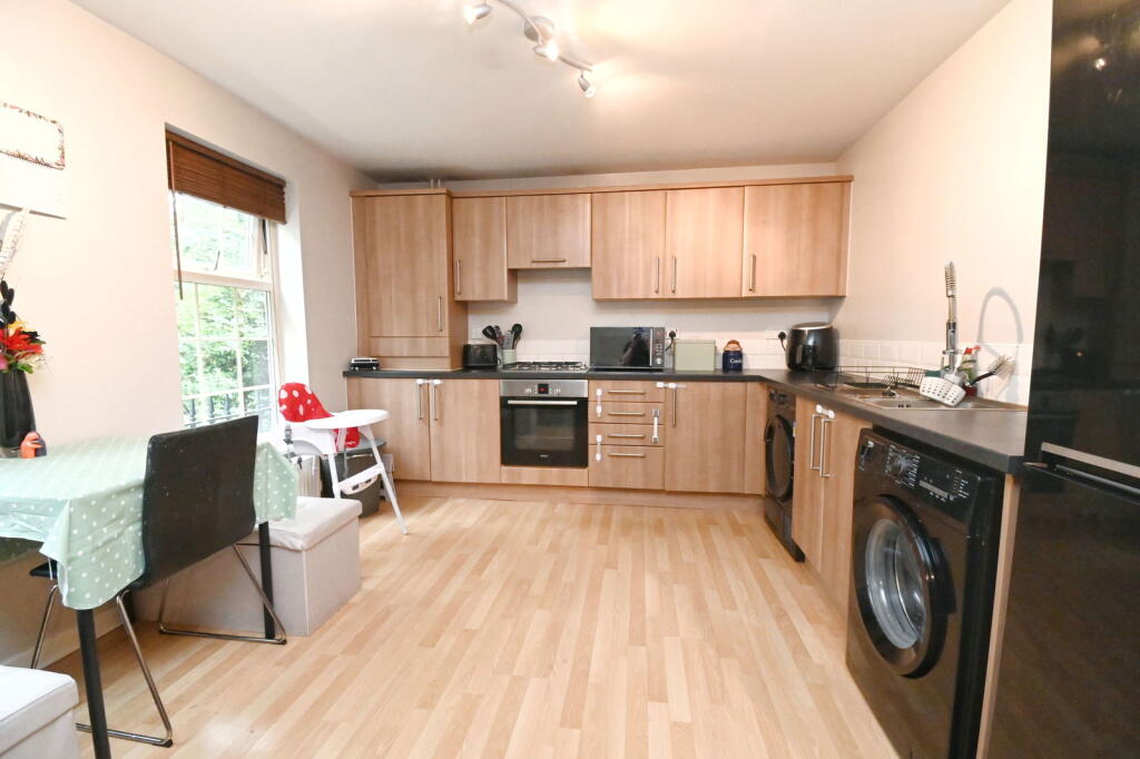 Apartment in Barnsley, South Yorkshire - View 2