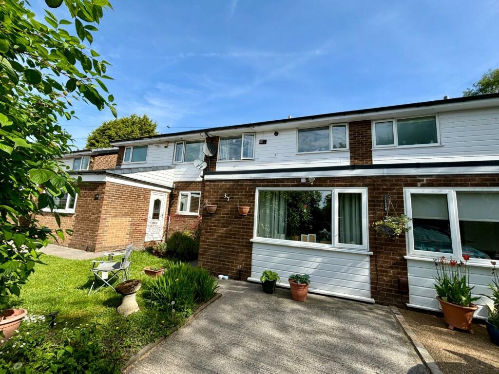 3-bed house on Leyland Avenue, Didsbury, £300,000