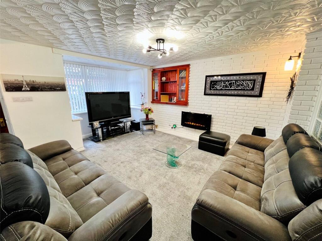 Additional image 2 of Fox Green Crescent, Birmingham, West Midlands, B27