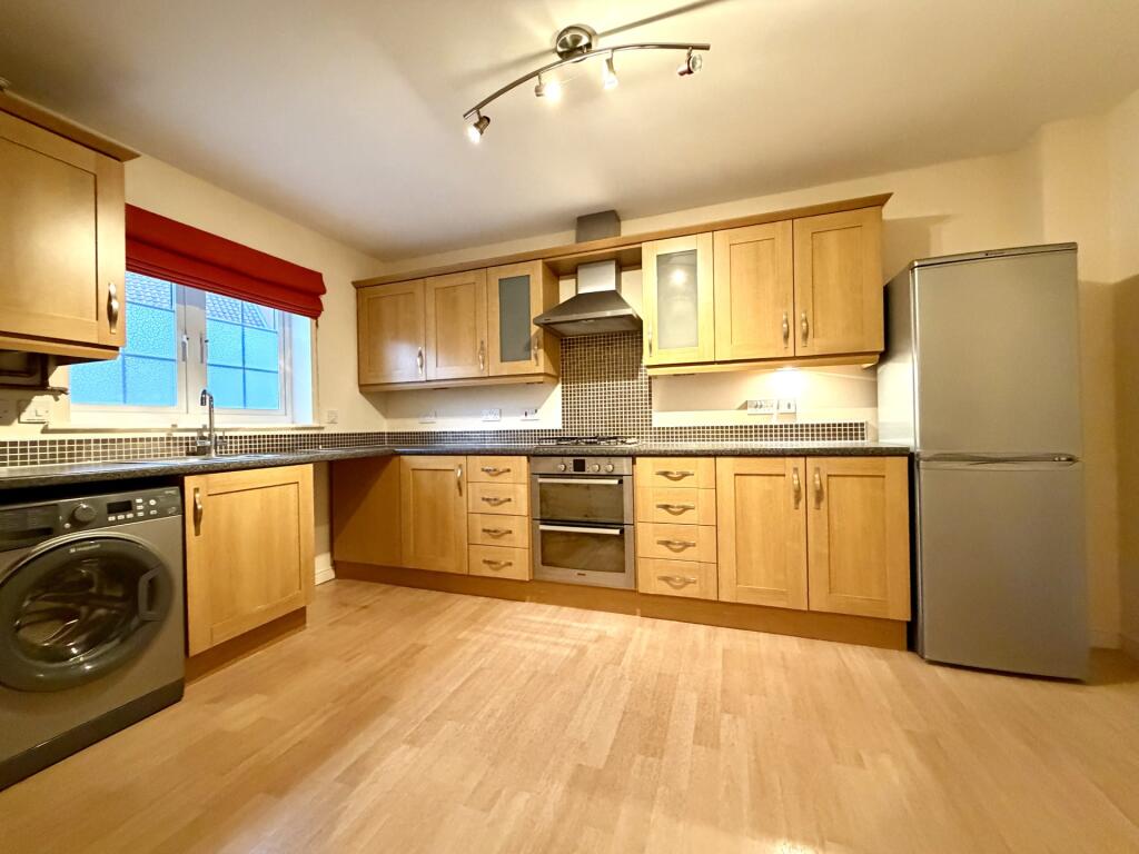 Highfield Drive, Littleport, Ely, Cambridgeshire photo 2
