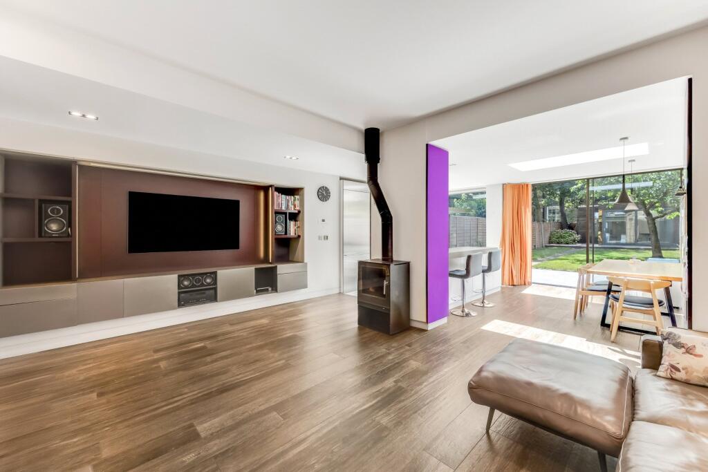 Main image of property: Goldhurst Terrace, South Hampstead, NW6