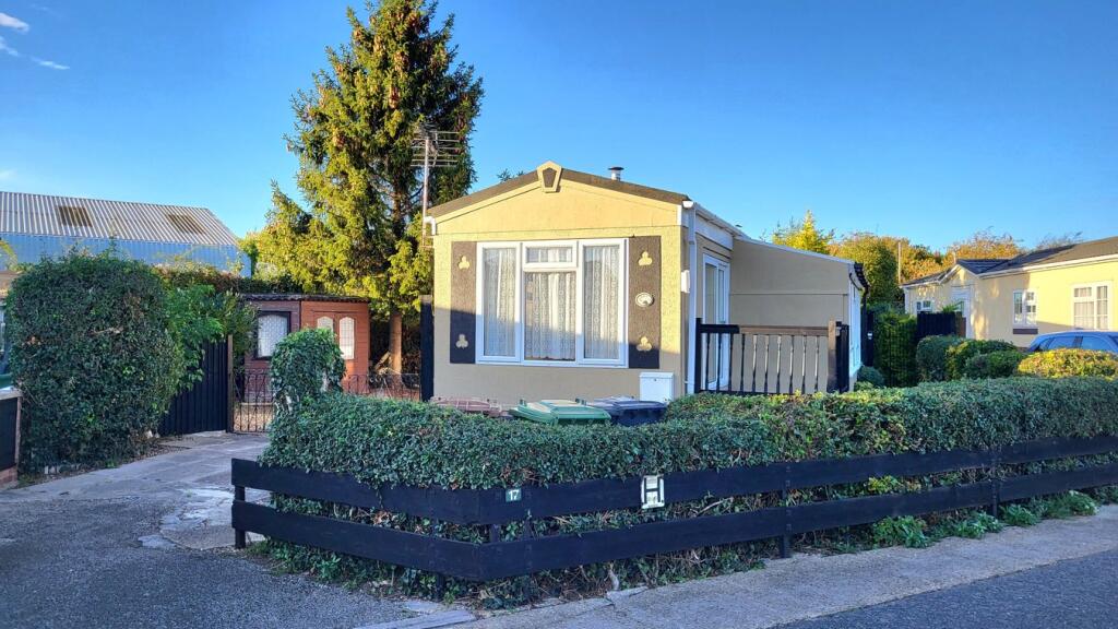 Main image of property: Dukesmead Mobile Home Park, Peterborough, PE4