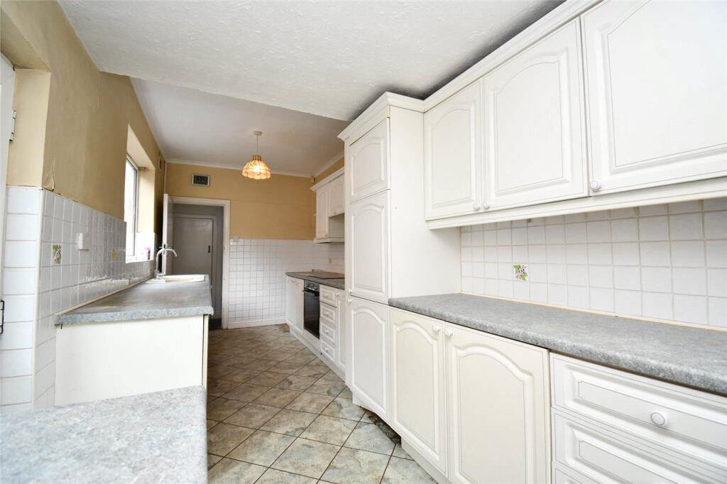 Highfield South, Birkenhead, Wirral photo 5