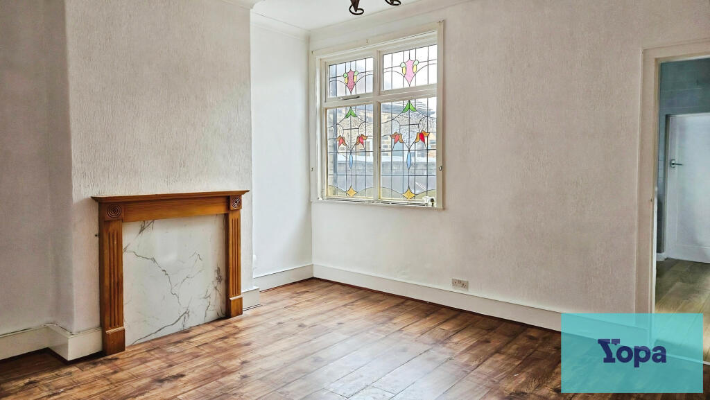 House in Stoke-on-Trent - View 5