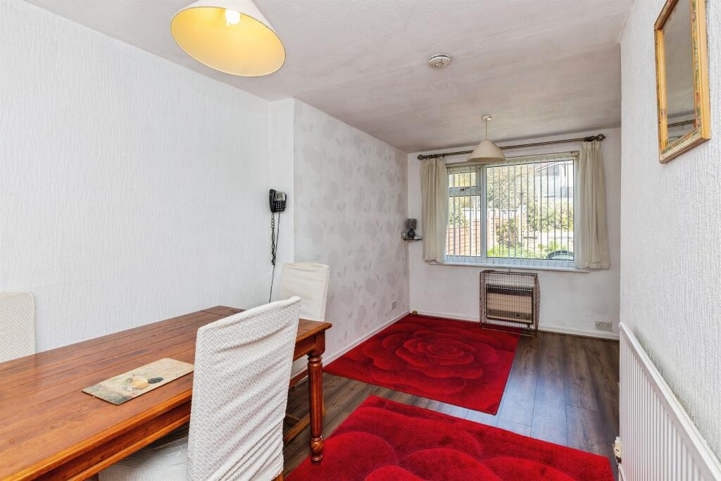House in Bradford, Wrose - View 4