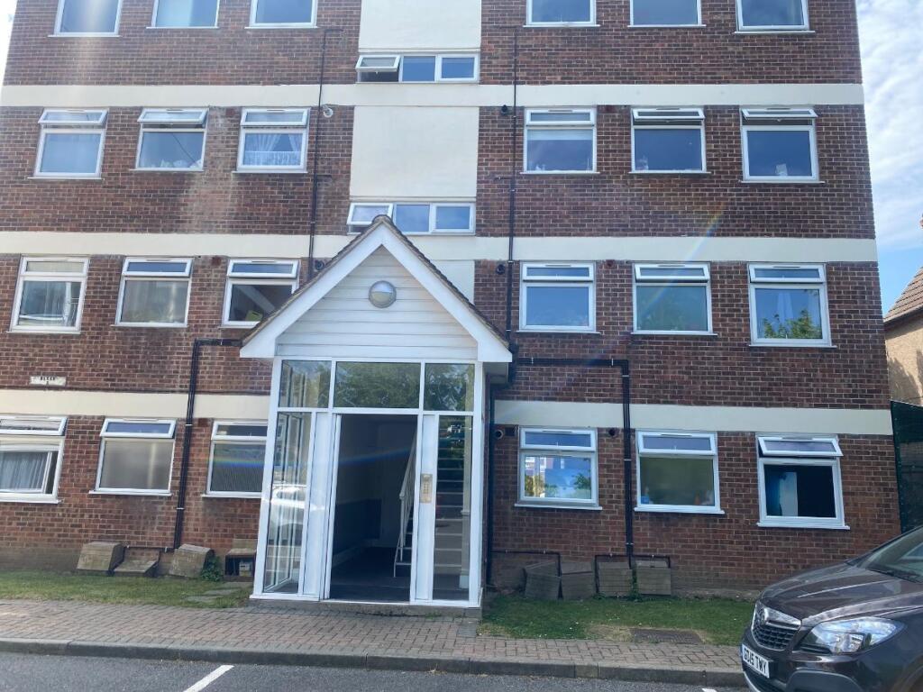 Main image of property: Beechcroft Close, Streatham, London SW16 2EW
