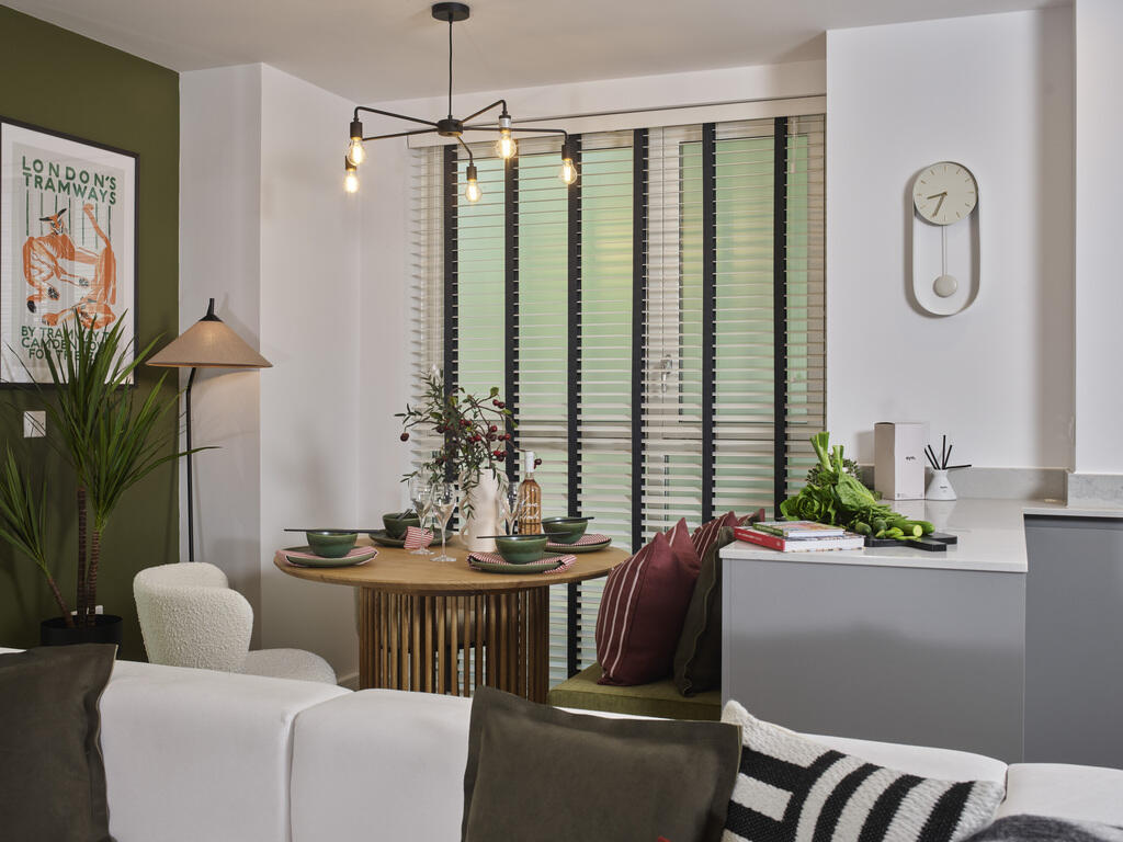 Main image of property: Carlton Vale
London
NW6 5HH